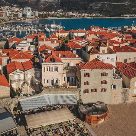 R Club Apartments Old Town Budva Buitenkant foto