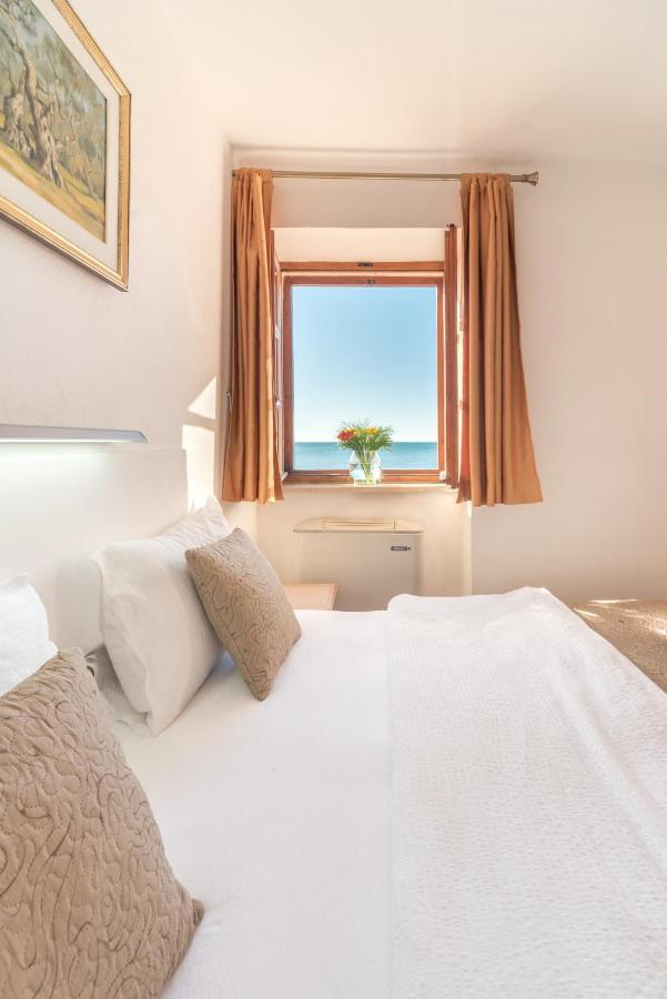 R Club Apartments Old Town Budva Buitenkant foto
