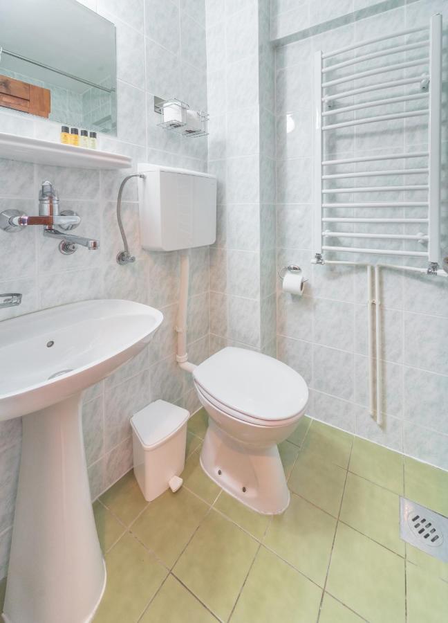 R Club Apartments Old Town Budva Buitenkant foto