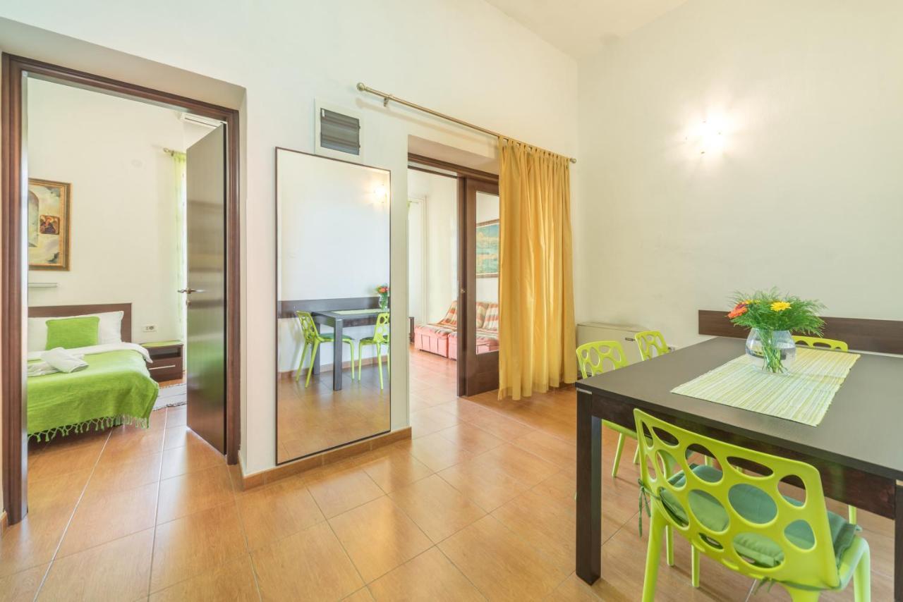 R Club Apartments Old Town Budva Buitenkant foto