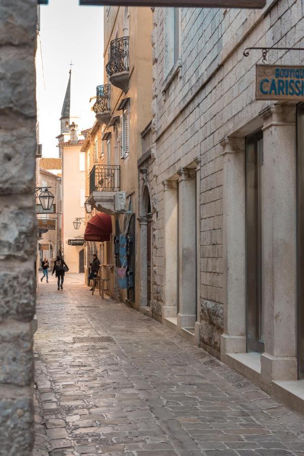 R Club Apartments Old Town Budva Buitenkant foto